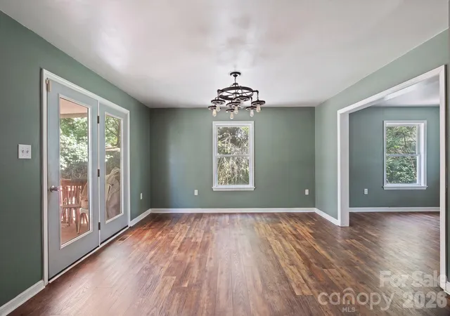 Photo 4 of Single family home for sale at 23 Rolling Hills Dr, Asheville, NC 28806 | MLS# 4404513 | Listing updated on 2026-10-06