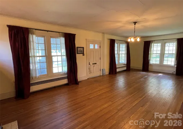3rd image of 318 Academy St, Canton, NC 28716 | MLS# 4404518