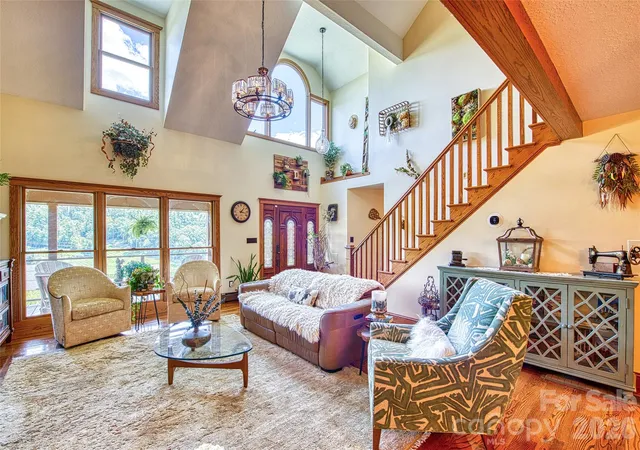 Photo 3 of Sale Pending at 910 California Crk Rd, Mars Hill, NC 28754 | MLS# 4404548 | Listing updated on 2026-07-27