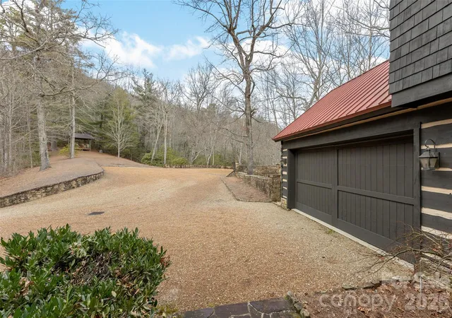 Photo 4 of Single family home for sale at 1213 Lost Valley Rd, Scaly Mountain, NC 28775 | MLS# 4404560 | Listing updated on 2026-09-03