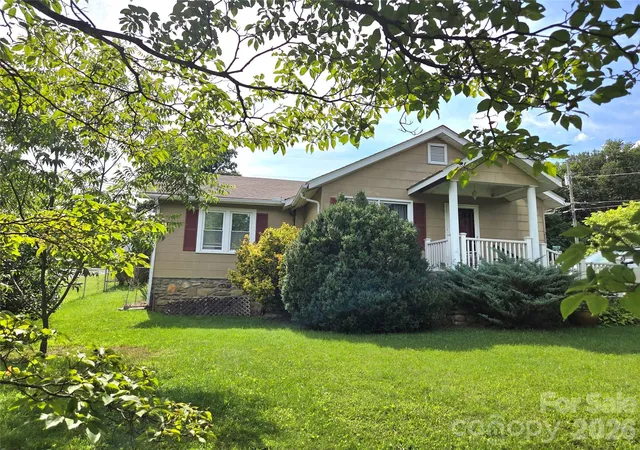 2nd image of 201 Stafford St, Black Mountain, NC 28711 | MLS# 4404572