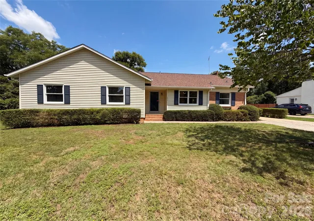 Photo 1 of Sale Pending at 1034 Buckingham Ave, Gastonia, NC 28054 | MLS# 4404589 | Listing updated on 2026-09-22