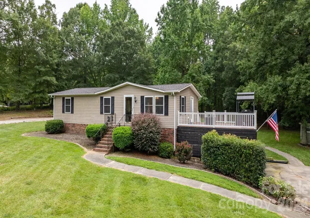 2nd image of 4091 Little Mountain Rd, Newton, NC 28658 | MLS# 4404591
