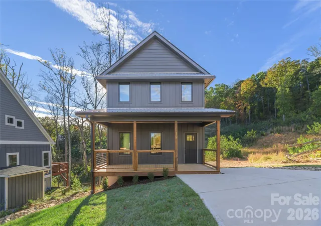 Single family home for sale at 12 Weaver Hl Rd, Asheville, NC 28805 | MLS# 4404599