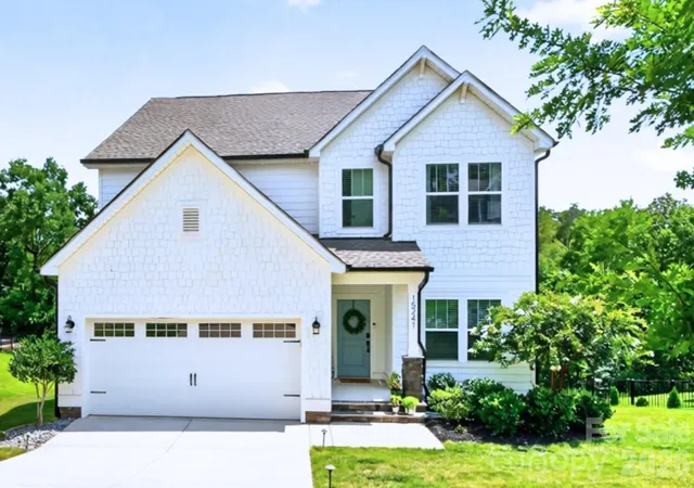 Photo 2 of Single family home for sale at 15241 Windward Ln, Lancaster, SC 29720 | MLS# 4404611 | Listing updated on 2026-08-24