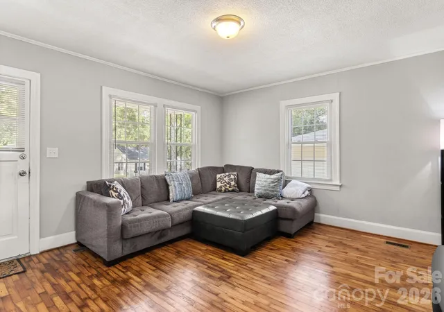 5th image of 623 E 4Th Ave, Gastonia, NC 28054 | MLS# 4404617