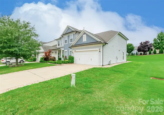 2nd image of 1080 Crescent Moon Dr, Fort Mill, SC 29715 | MLS# 4404621