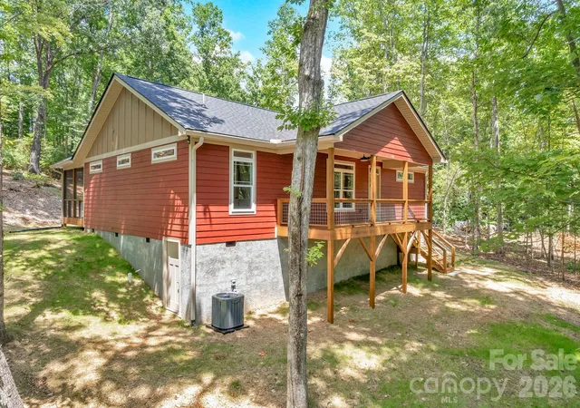3rd image of 63 Abbey Ln, Hendersonville, NC 28739 | MLS# 4404667