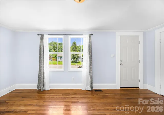 3rd image of 316 20Th Ave Ne, Hickory, NC 28601 | MLS# 4404680