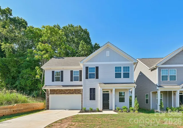 Photo 1 of Single family home for sale at 231 W Grover St, Shelby, NC 28150 | MLS# 4404688 | Listing updated on 2026-09-03