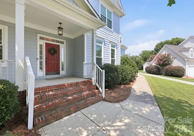 Photo 3 of Single family home for sale at 5601 Underwood Ave, Charlotte, NC 28213 | MLS# 4404689 | Listing updated on 2026-09-28