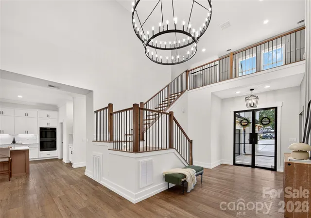 Photo 2 of Mansion for sale at 3141 Brayland Ave, Matthews, NC 28104 | MLS# 4404701 | Listing updated on 2026-09-22