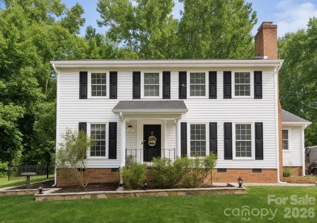 Photo 1 of Single family home for sale at 8301 Abercorn Ln, Charlotte, NC 28227 | MLS# 4404705 | Listing updated on 2026-09-18