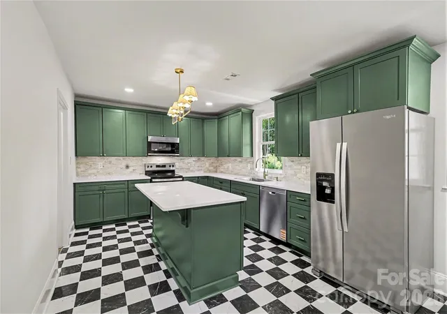 Photo 3 of Single family home for sale at 601 Marion Sims Dr, Lancaster, SC 29720 | MLS# 4404710 | Listing updated on 2026-10-05