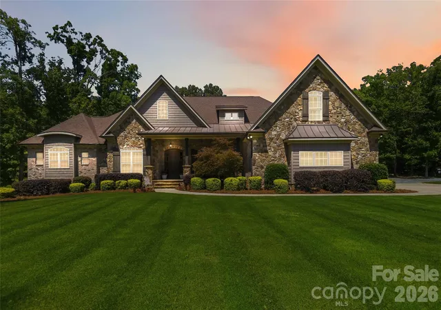 Photo 3 of Sale Pending at 1017 Biggers Farm Ct, Indian Trail, NC 28079 | MLS# 4404718 | Listing updated on 2026-09-22