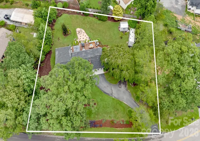 Photo 3 of Single family home for sale at 95 Pensacola Ave, Arden, NC 28704 | MLS# 4404729 | Listing updated on 2026-08-31