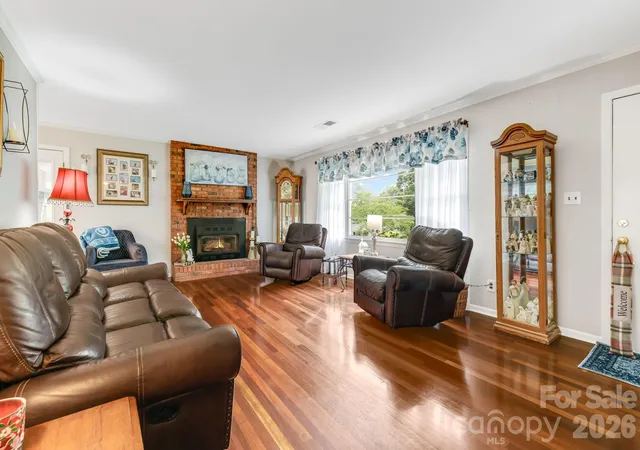 Photo 4 of Single family home for sale at 95 Pensacola Ave, Arden, NC 28704 | MLS# 4404729 | Listing updated on 2026-08-31