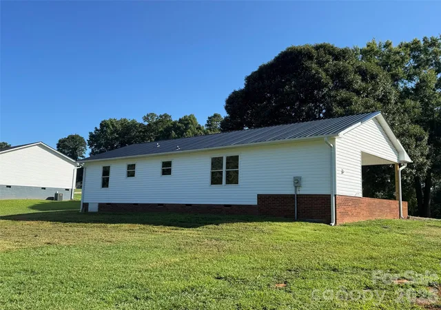 5th image of 272 Shepps Boat Dock Rd, Lexington, NC 27292 | MLS# 4404732