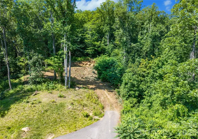 Photo 3 of Land for sale at 51 Wind Stone Dr, Asheville, NC 28804 | MLS# 4404740 | Listing updated on 2026-07-24