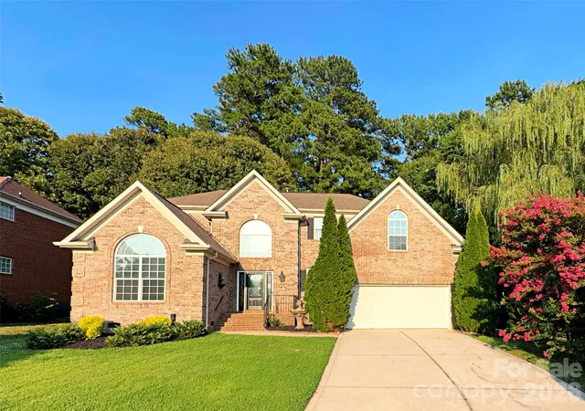 1st image of 16008 Cleveleys Trl, Huntersville, NC 28078 | MLS# 4404769