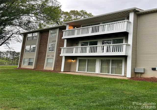 Photo 26 of Condo for sale at 1645 Arlyn Cir #M, Charlotte, NC 28213 | MLS# 4404772 | Listing updated on 2026-08-18