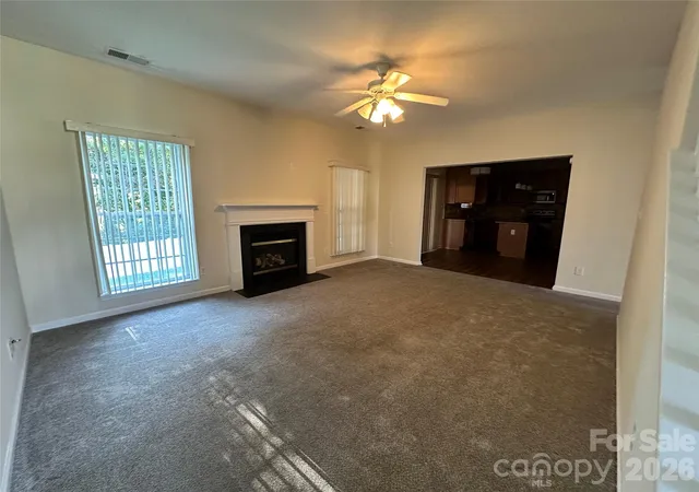 Photo 4 of Single family home for sale at 6629 Pattonsburg Dr, Charlotte, NC 28213 | MLS# 4404779 | Listing updated on 2026-10-01