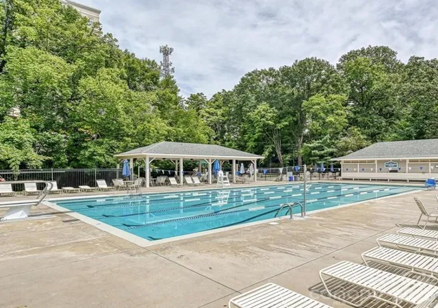 Photo 1 of Single family home for sale at 4809 Walden Ct, Charlotte, NC 28210 | MLS# 4404781 | Listing updated on 2026-07-17