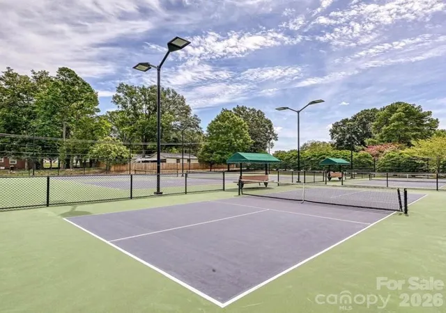 Photo 3 of Single family home for sale at 4809 Walden Ct, Charlotte, NC 28210 | MLS# 4404781 | Listing updated on 2026-07-17