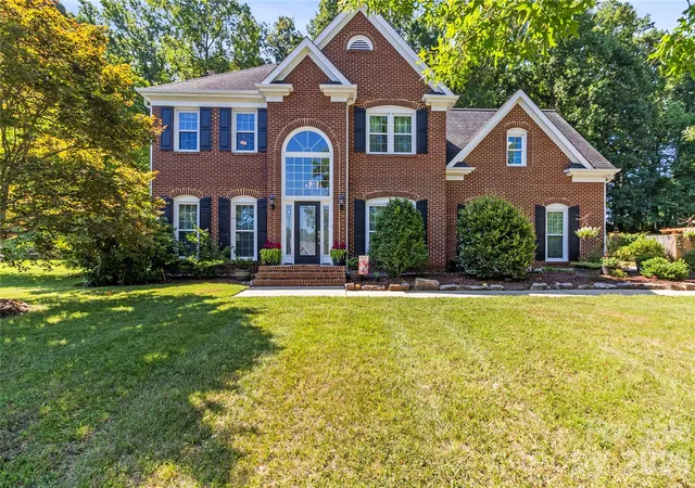 Photo 1 of Single family home for sale at 635 Highland Ridge Rd, Mooresville, NC 28115 | MLS# 4404821 | Listing updated on 2026-09-24
