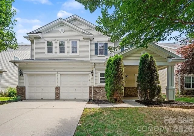 Photo 1 of Single family home for sale at 9228 Seamill Rd, Charlotte, NC 28278 | MLS# 4404827 | Listing updated on 2026-08-03
