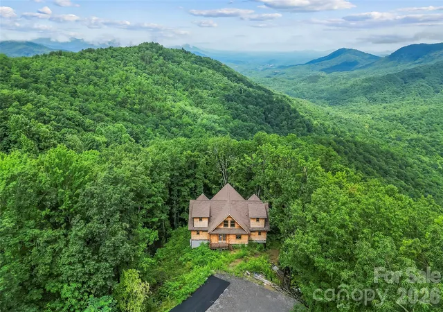 47th image of 266 Potomac Falls Dr, Black Mountain, NC 28711 | MLS# 4404830