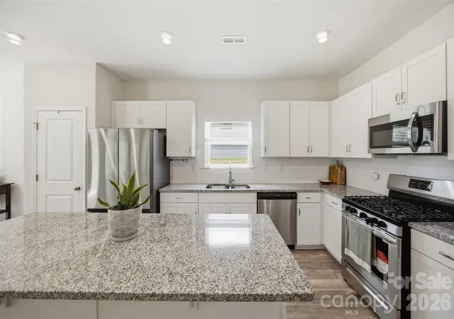 3rd image of 2943 Parkwest Dr, Albemarle, NC 28001 | MLS# 4404835