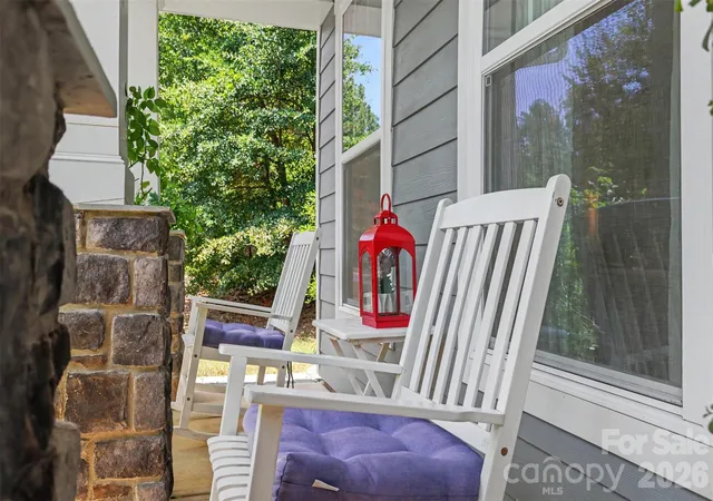 Photo 3 of Single family home for sale at 9014 Manor Oak Ct, Charlotte, NC 28277 | MLS# 4404842 | Listing updated on 2026-10-29