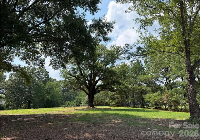 1st image of 3324 Antioch Church Rd, Matthews, NC 28104 | MLS# 4404863