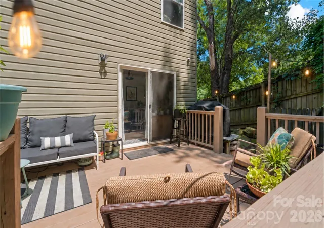 Photo 4 of Single family home for sale at 18 Old W Chapel Rd, Asheville, NC 28803 | MLS# 4404864 | Listing updated on 2026-10-02