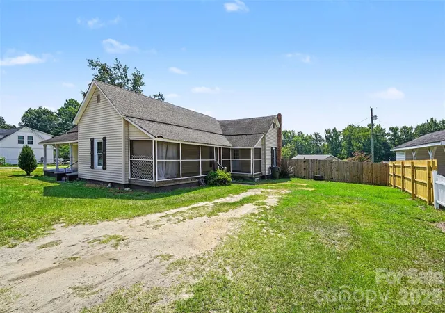 Photo 48 of Single family home for sale at 227 Cauthen St, Heath Springs, SC 29058 | MLS# 4404918 | Listing updated on 2026-09-30