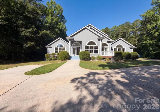 1st image of 502 Live Oaks Ct, Fort Mill, SC 29715 | MLS# 4404924