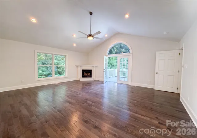 3rd image of 502 Live Oaks Ct, Fort Mill, SC 29715 | MLS# 4404924