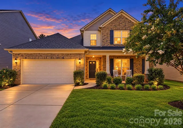 Photo 1 of Single family home for sale at 11141 Crane Crk Dr, Charlotte, NC 28278 | MLS# 4404945 | Listing updated on 2026-10-29
