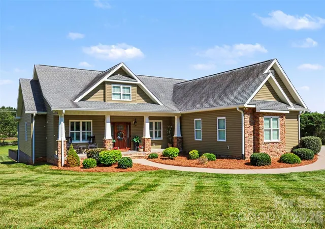 Photo 4 of Sale Pending at 4672 Grace Chapel Rd, Granite Falls, NC 28630 | MLS# 4404946 | Listing updated on 2026-09-02