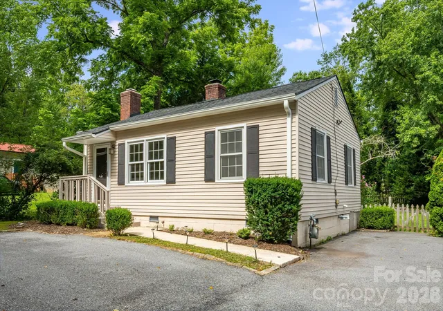 1st image of 839 Kanuga Rd, Hendersonville, NC 28739 | MLS# 4404964