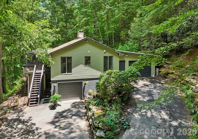 Photo 3 of Single family home for sale at 637 Cascade Lake Rd, Pisgah Forest, NC 28768 | MLS# 4404982 | Listing updated on 2026-09-04