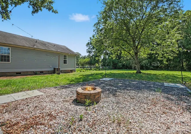11th image of 1341 E Cannon Ave, Albemarle, NC 28001 | MLS# 4405005