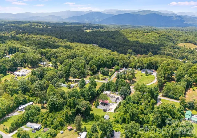 Photo 5 of Single family home for sale at 340 And 298 Apache Path, Marion, NC 28752 | MLS# 4405014 | Listing updated on 2026-08-12