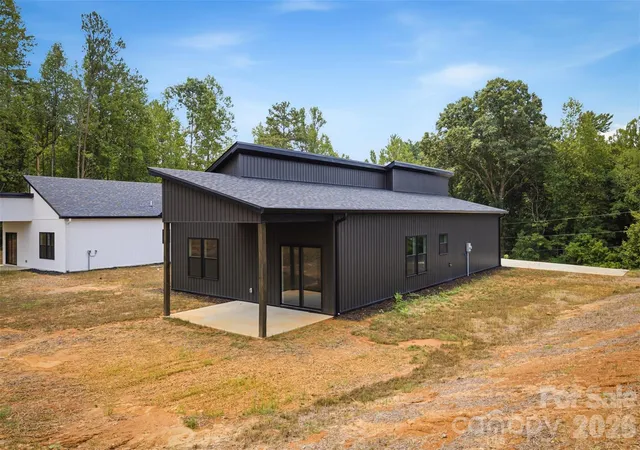 2nd image of 917 Overlook Dr Sw, Lenoir, NC 28645 | MLS# 4405021