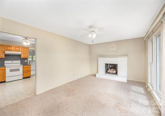 5th image of 69 Emerald Ln, Hendersonville, NC 28792 | MLS# 4405038