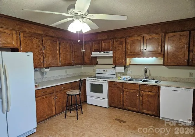 Photo 2 of Condo for sale at 221 Pointe Cir, Rock Hill, SC 29732 | MLS# 4405046 | Listing updated on 2026-07-20