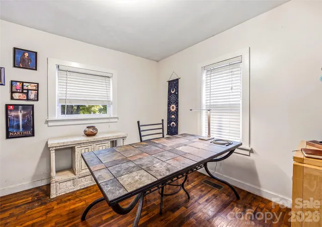 Photo 3 of Single family home for sale at 40 Mulberry St, Asheville, NC 28804 | MLS# 4405091 | Listing updated on 2026-07-31