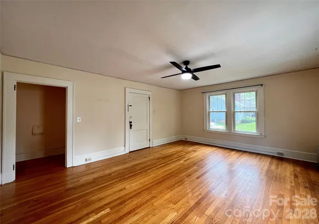 3rd image of 19 Saluda St, Asheville, NC 28806 | MLS# 4405098