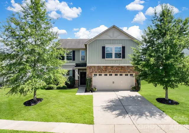 Photo 1 of Single family home for sale at 4626 Gibbons Link Rd, Charlotte, NC 28269 | MLS# 4405099 | Listing updated on 2026-09-02